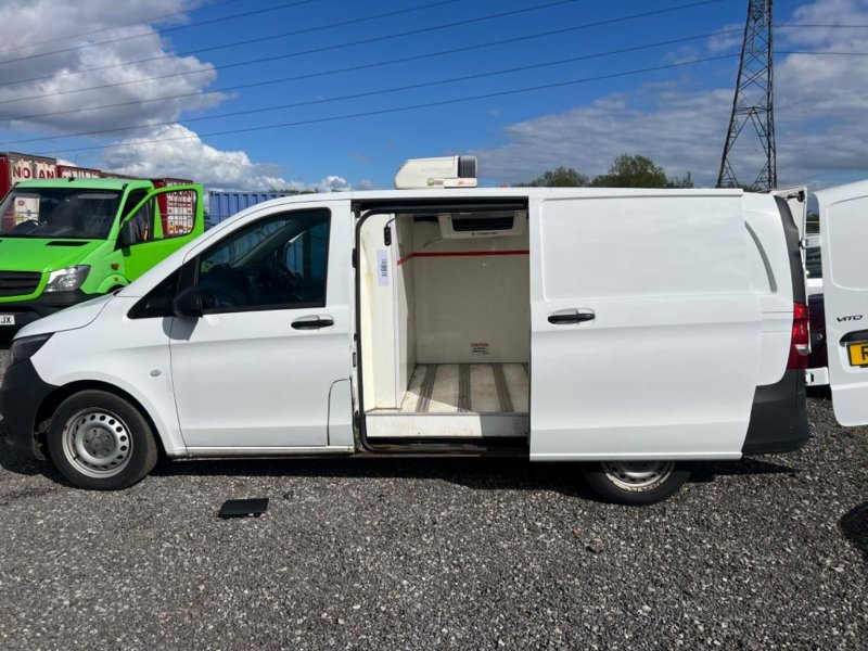 MERCEDES-BENZ VITO