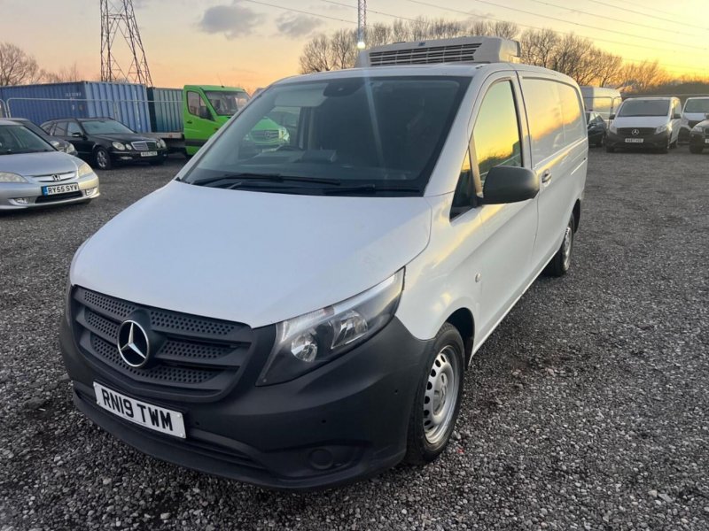 MERCEDES-BENZ VITO