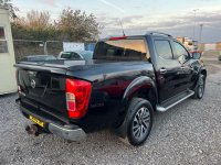 NISSAN NAVARA
