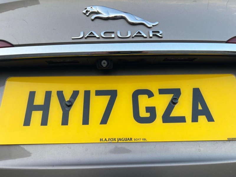JAGUAR XF