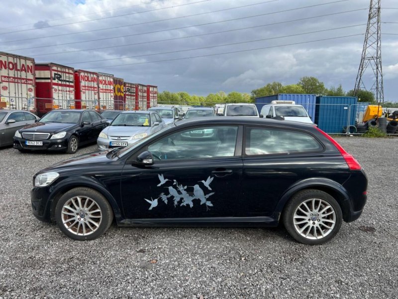 VOLVO C30
