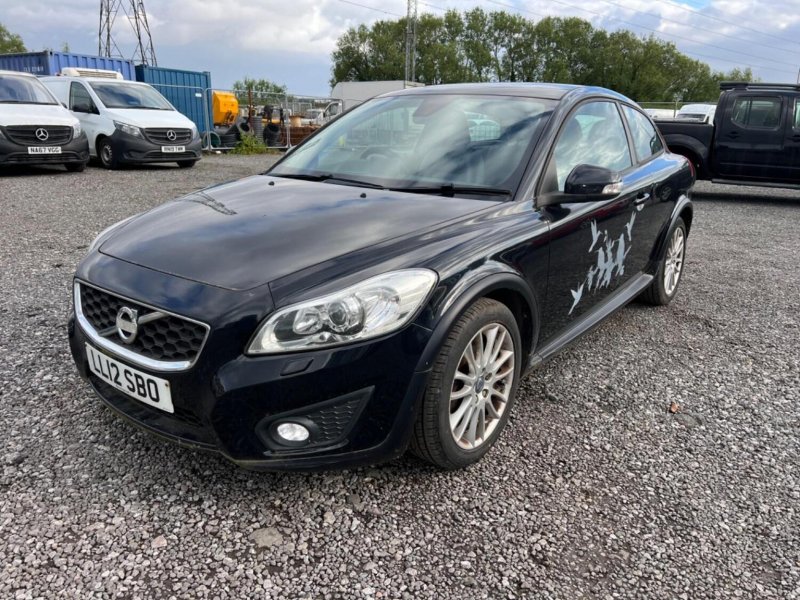 VOLVO C30
