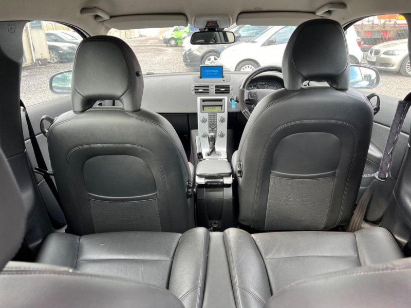VOLVO C30