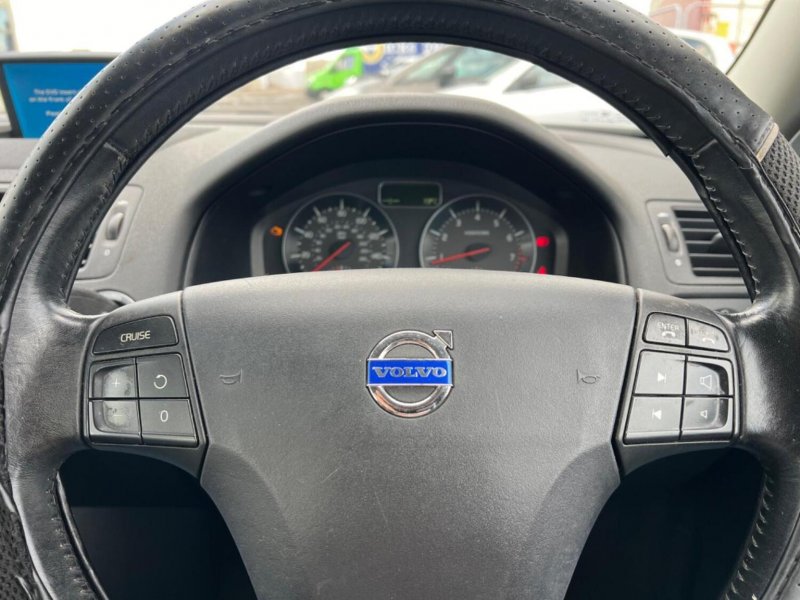 VOLVO C30