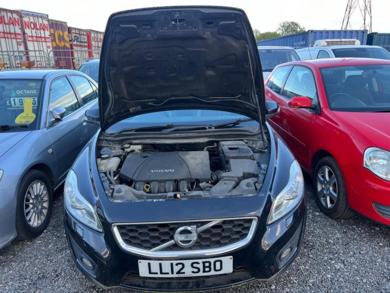 VOLVO C30