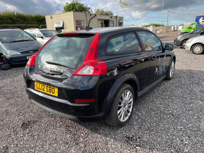 VOLVO C30