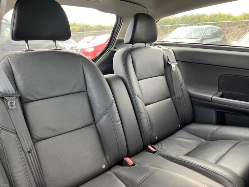 VOLVO C30
