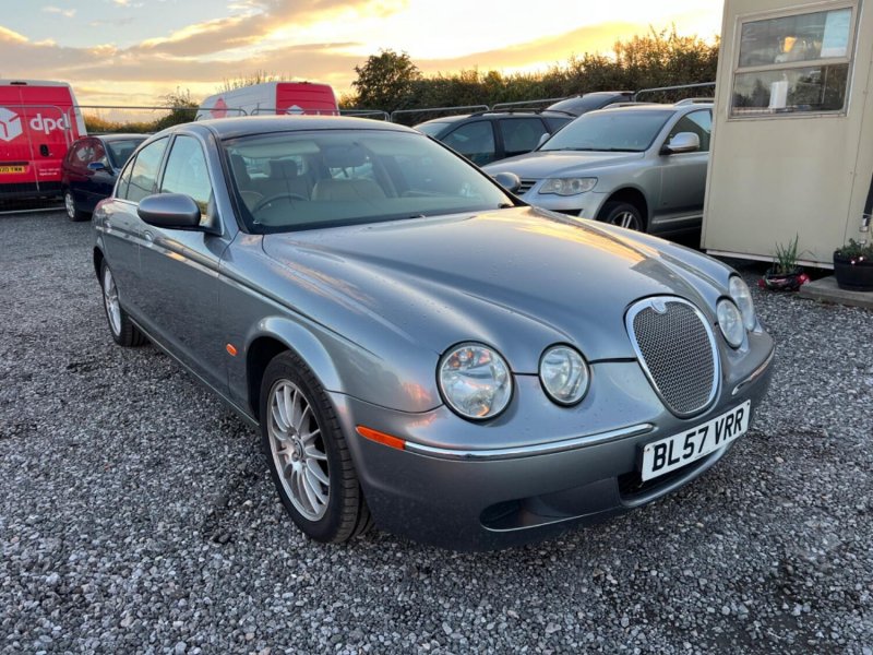 JAGUAR S-TYPE