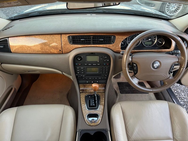 JAGUAR S-TYPE