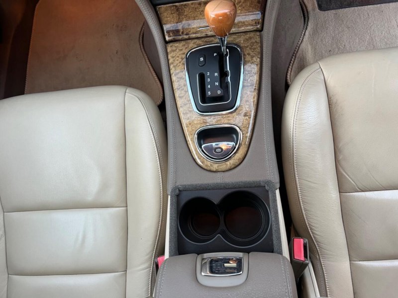 JAGUAR S-TYPE