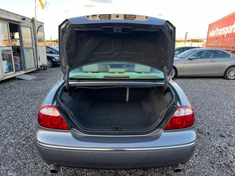 JAGUAR S-TYPE