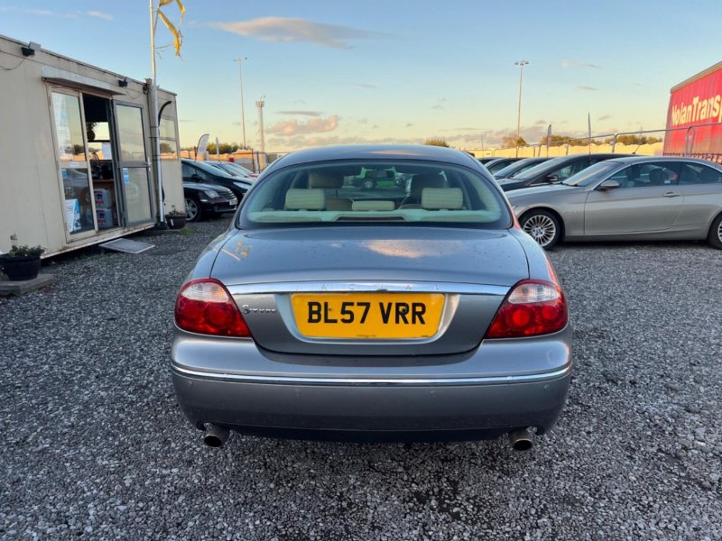 JAGUAR S-TYPE
