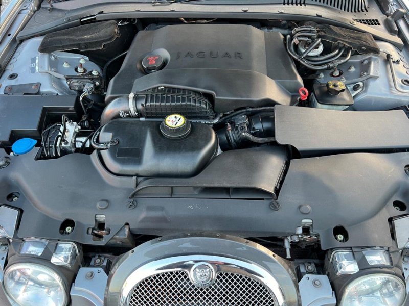 JAGUAR S-TYPE