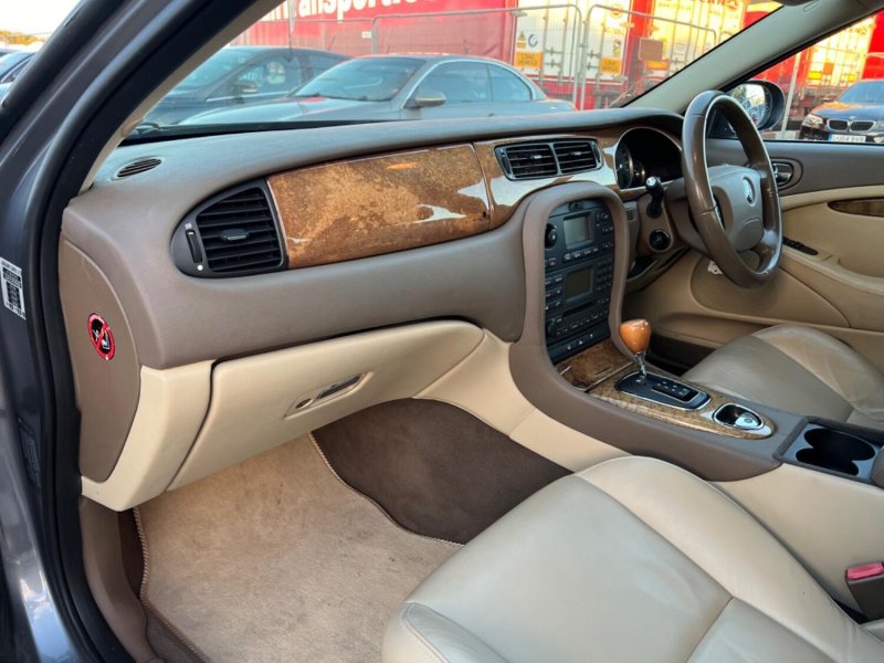 JAGUAR S-TYPE