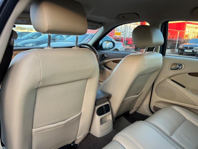 JAGUAR S-TYPE
