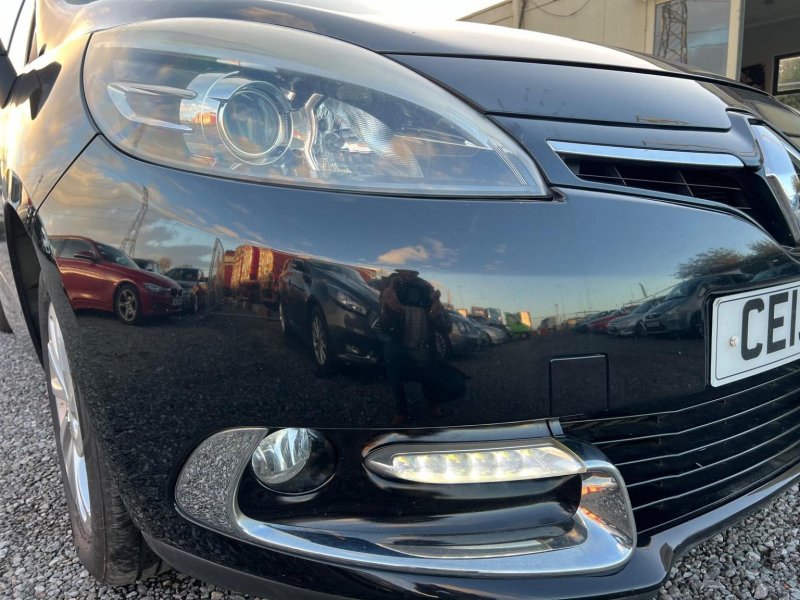RENAULT SCENIC