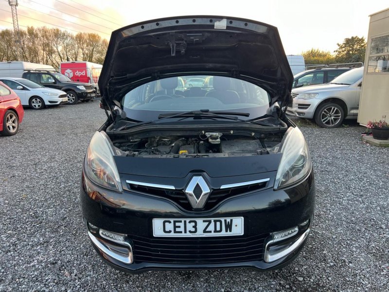 RENAULT SCENIC