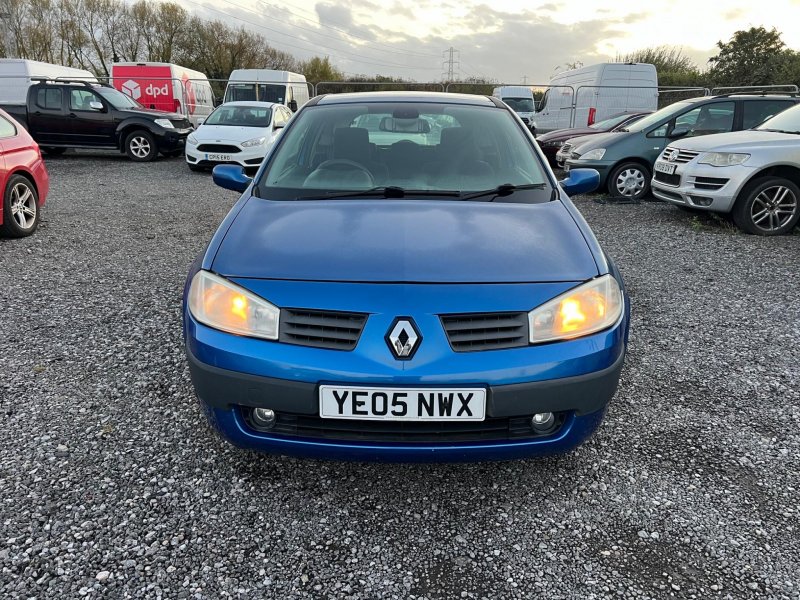 RENAULT MEGANE