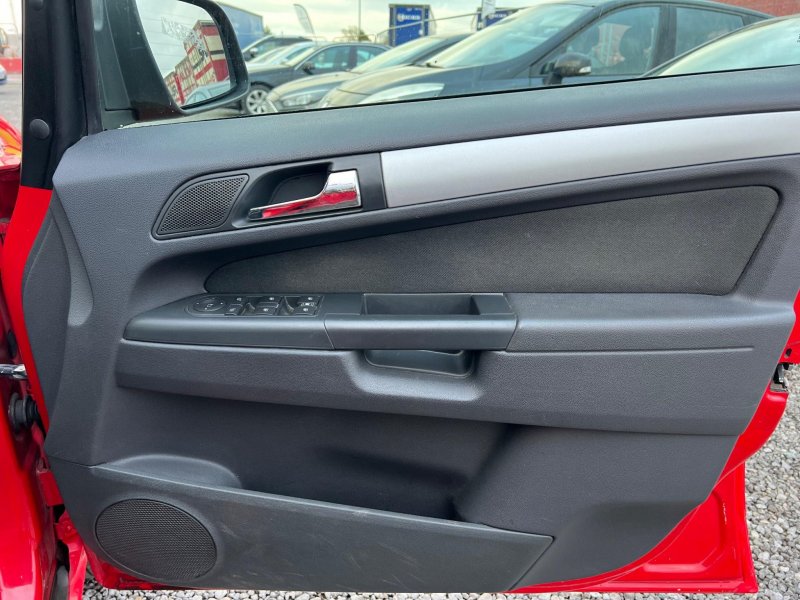 VAUXHALL ZAFIRA
