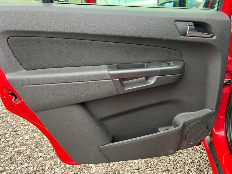 VAUXHALL ZAFIRA