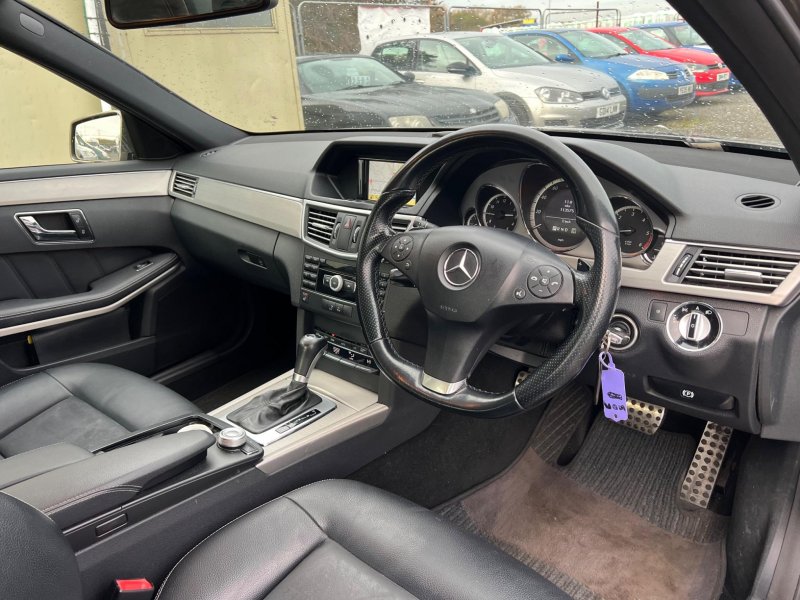 MERCEDES-BENZ E CLASS