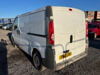 VAUXHALL VIVARO
