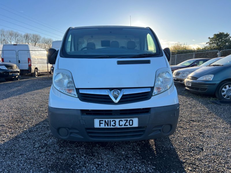 VAUXHALL VIVARO