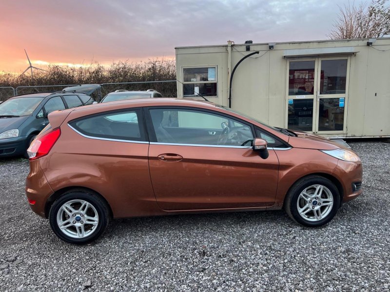 FORD FIESTA