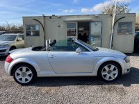 AUDI TT