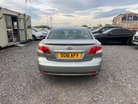 TOYOTA AVENSIS