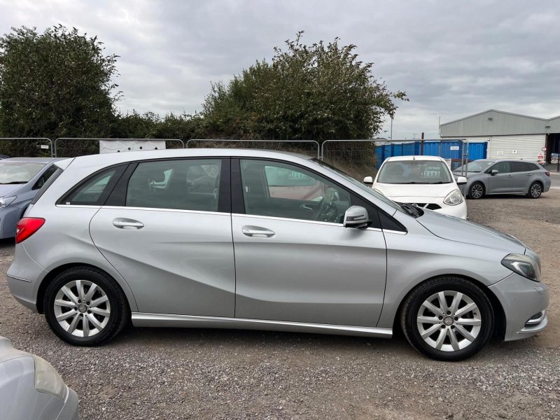 MERCEDES-BENZ B CLASS