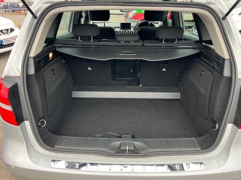 MERCEDES-BENZ B CLASS
